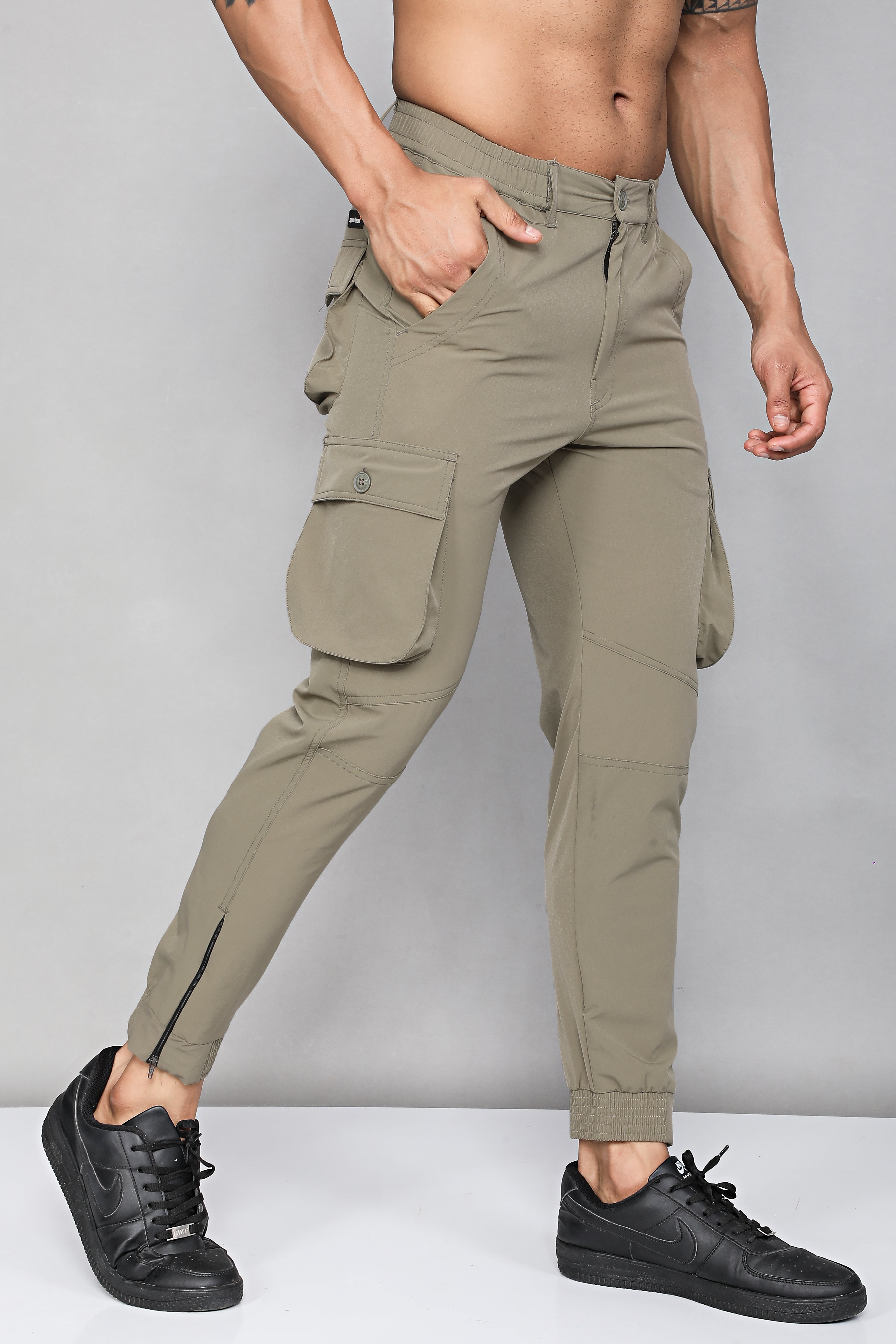 CARGO TRACKPANT