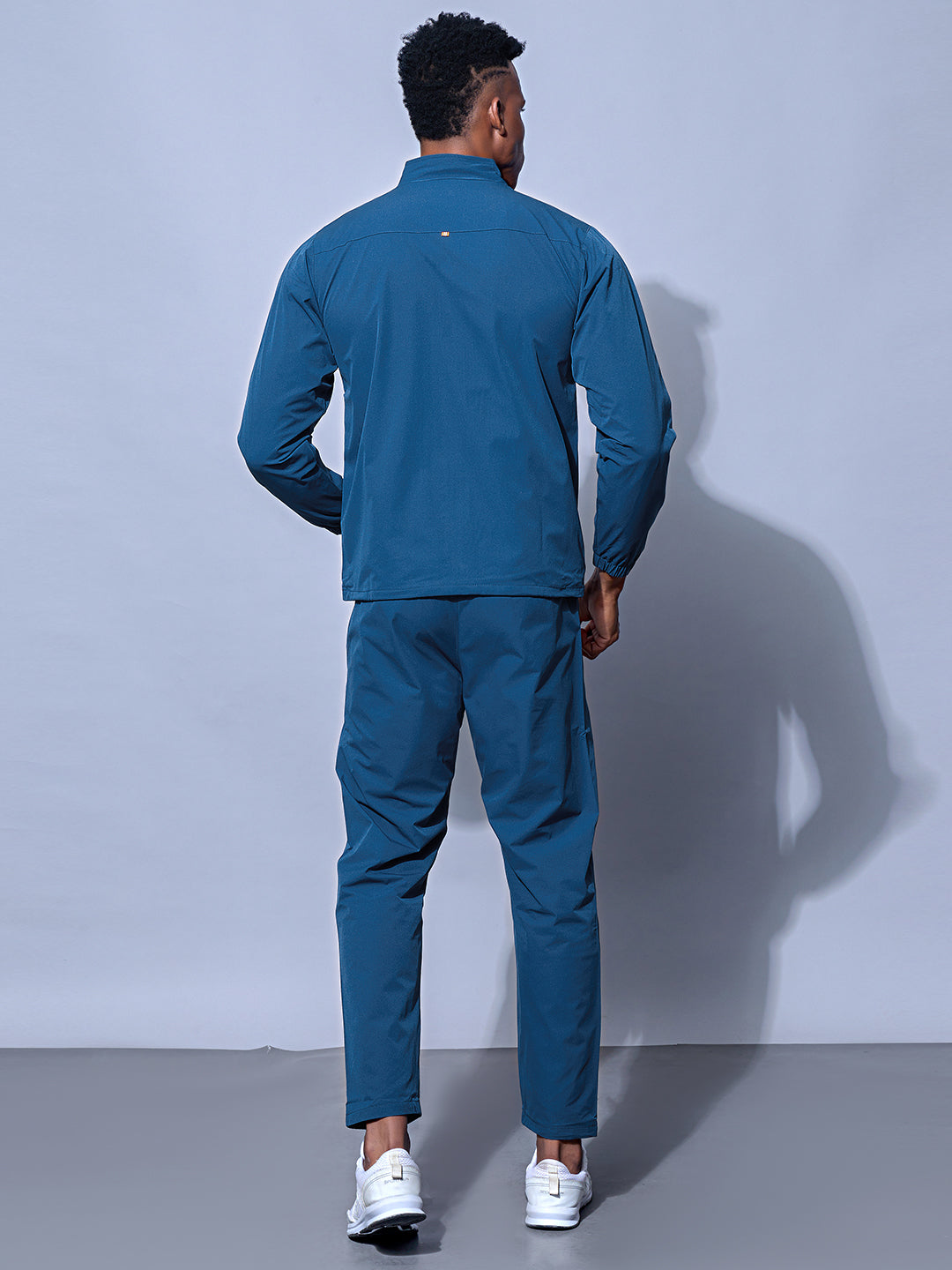1501 AERO TRACKSUIT